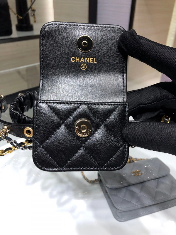 CHANEL AIRPODS CASE Affordable 1668 - Image 6