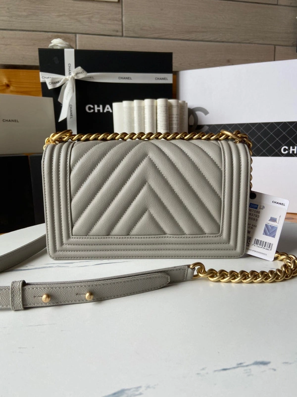 WellDesigned CHANEL BOY BAG 20CM 25CM 239 - Image 3