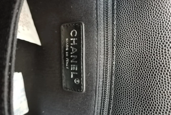 CHANEL FLAP BAG WITH TOP HANDLE ModernLook 1057 - Image 10