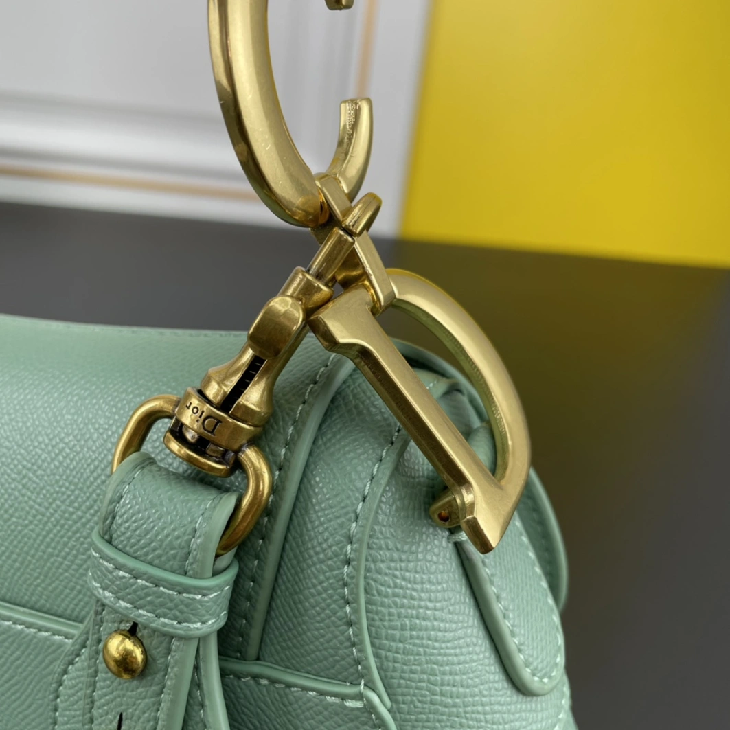 Affordable 3313 Christian Dior AAA Quality Messenger Bags For Women - Image 6