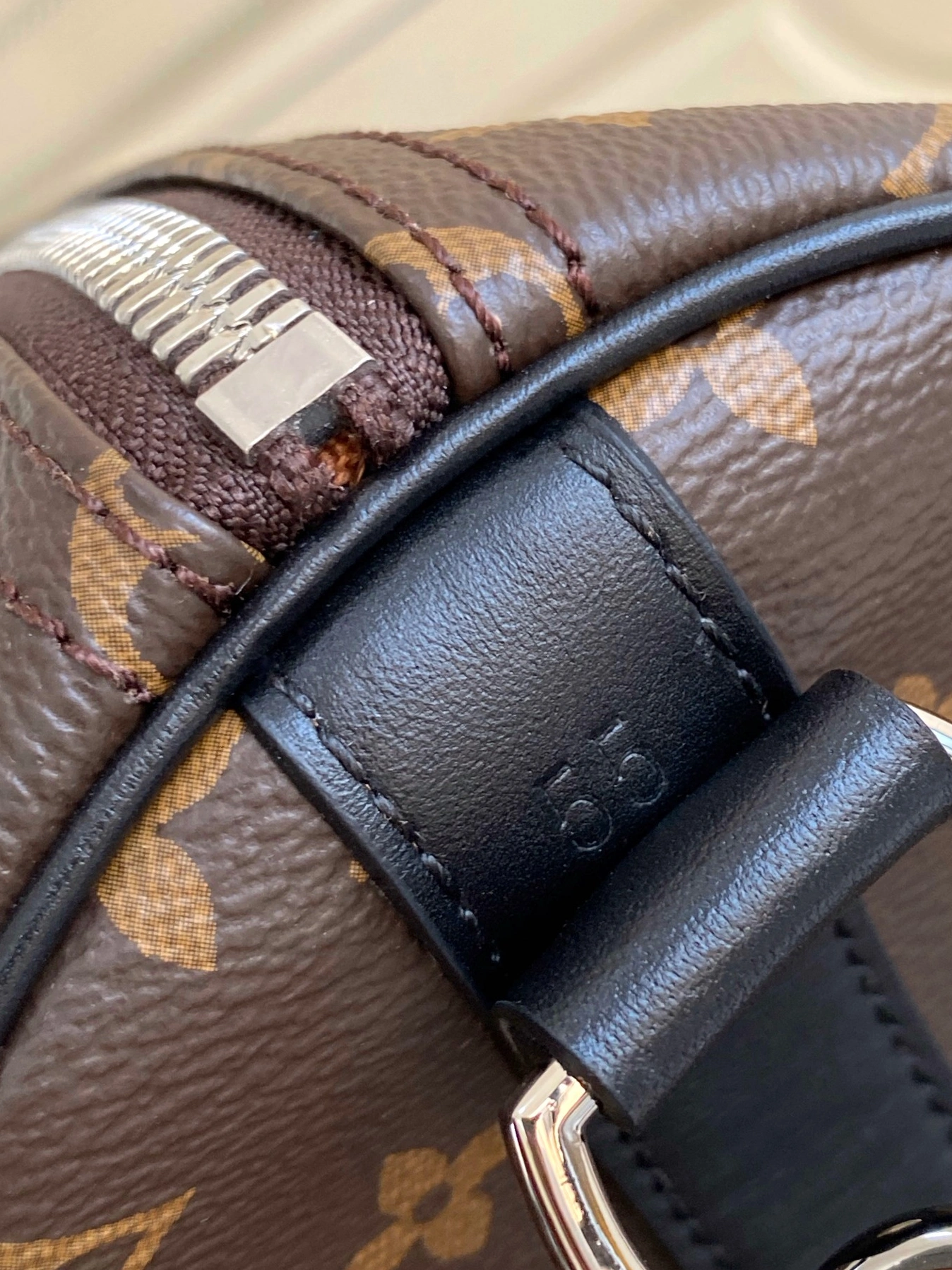 Affordable 3937 Louis Vuitton Travel Bags - Image 7