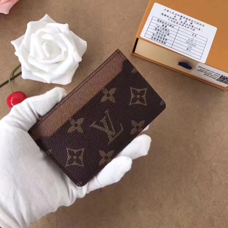 Affordable 5023 Louis Vuitton LV Quality Card Bags - Image 4