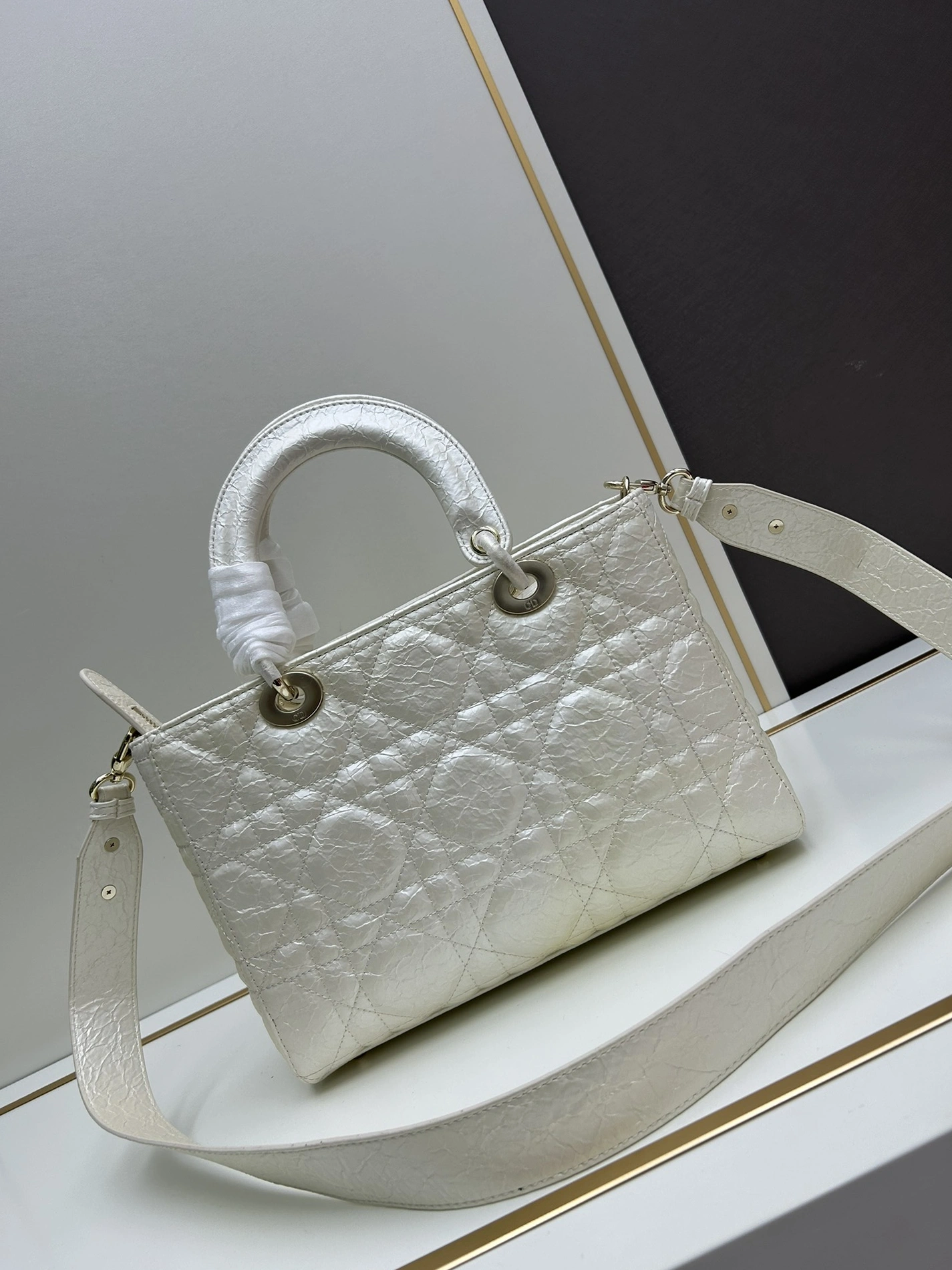 BestValue 6800 Christian Dior AAA Quality Handbags For Women - Image 3