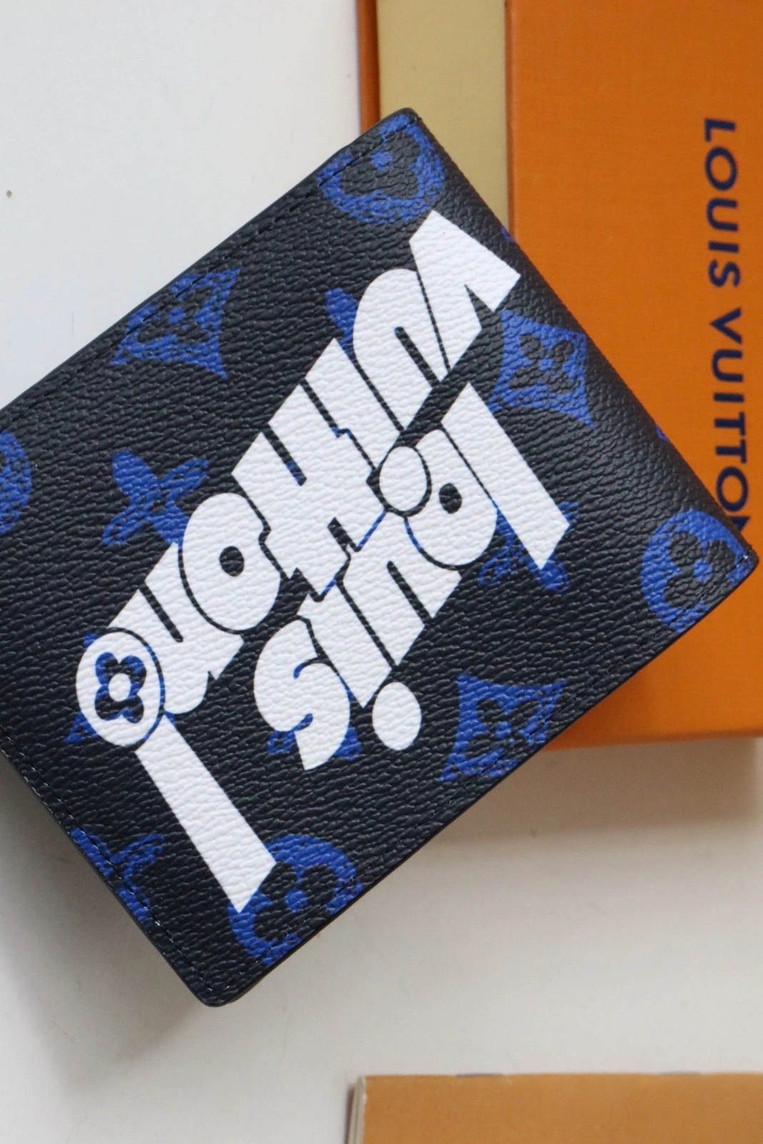 BestValue 8209 Louis Vuitton AAA Quality Wallets - Image 3