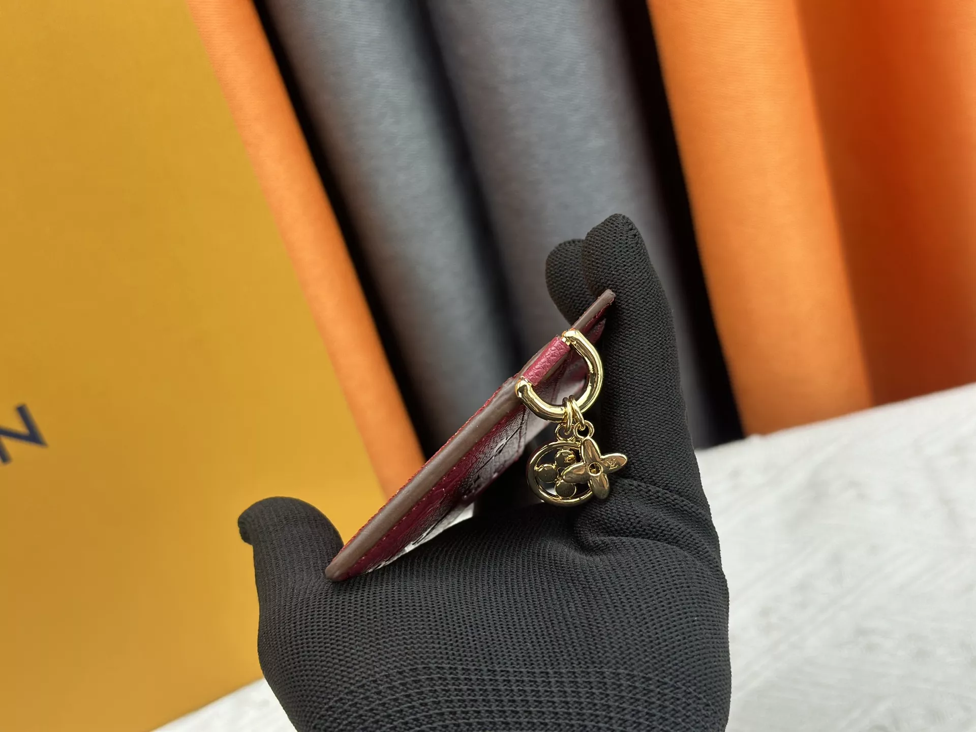 Bold 7596 Louis Vuitton LV Card Case For Women - Image 4