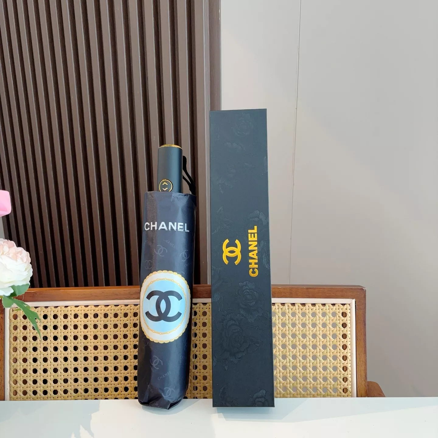 Breathable 1716 Chanel Umbrellas - Image 3