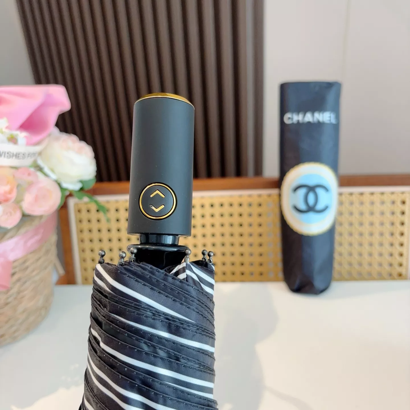 Breathable 1716 Chanel Umbrellas - Image 6