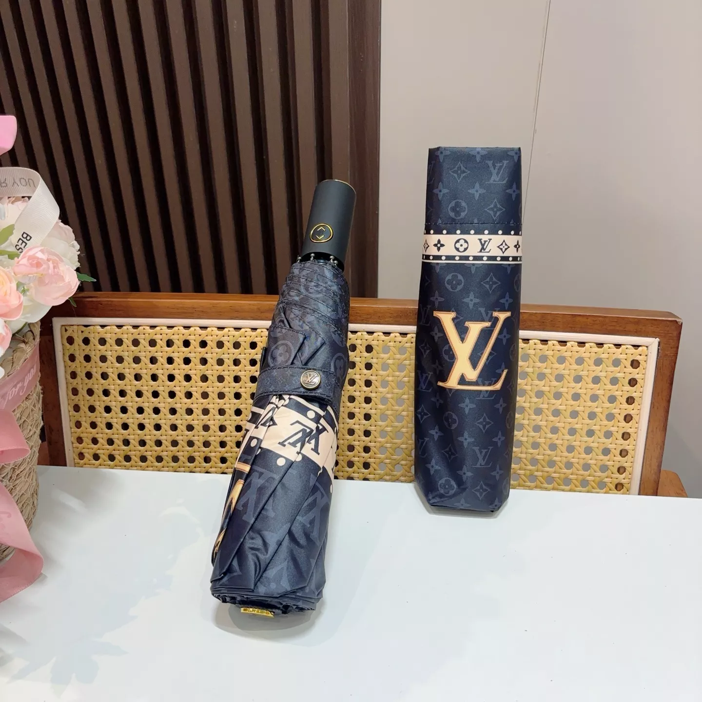 Bright 7361 Louis Vuitton Umbrellas