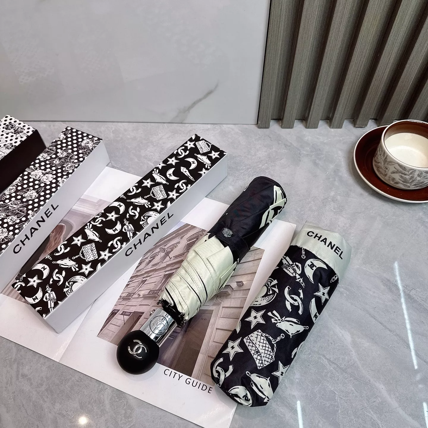 Bright 905 Chanel Umbrellas - Image 7