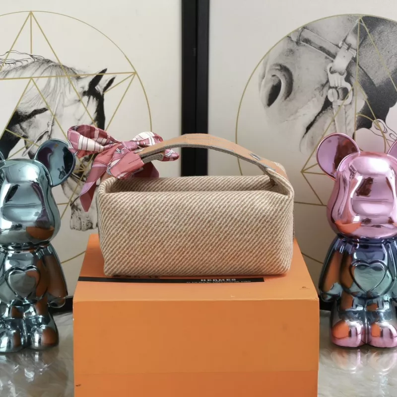 Bright 9592 Hermes AAA Quality Handbags For Women - Image 3