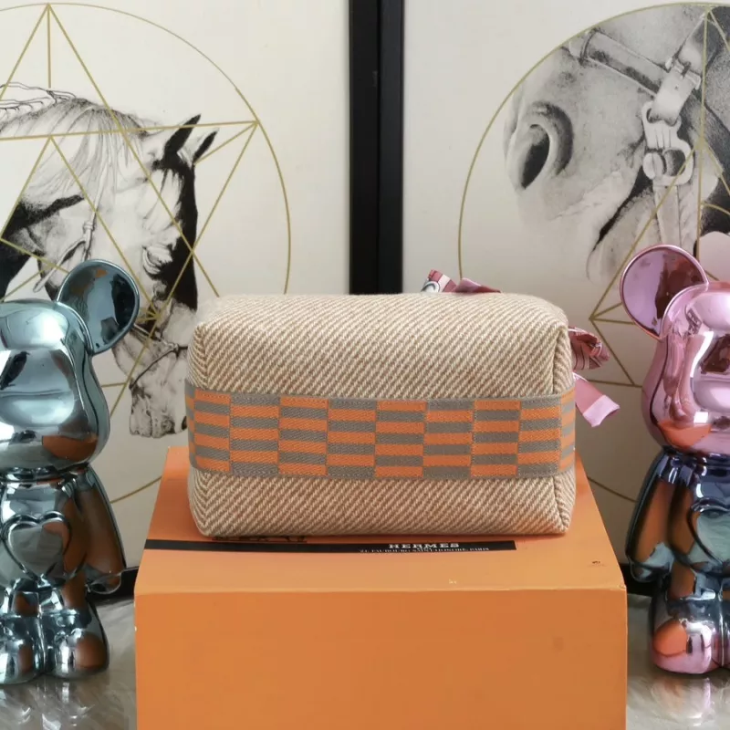 Bright 9592 Hermes AAA Quality Handbags For Women - Image 4