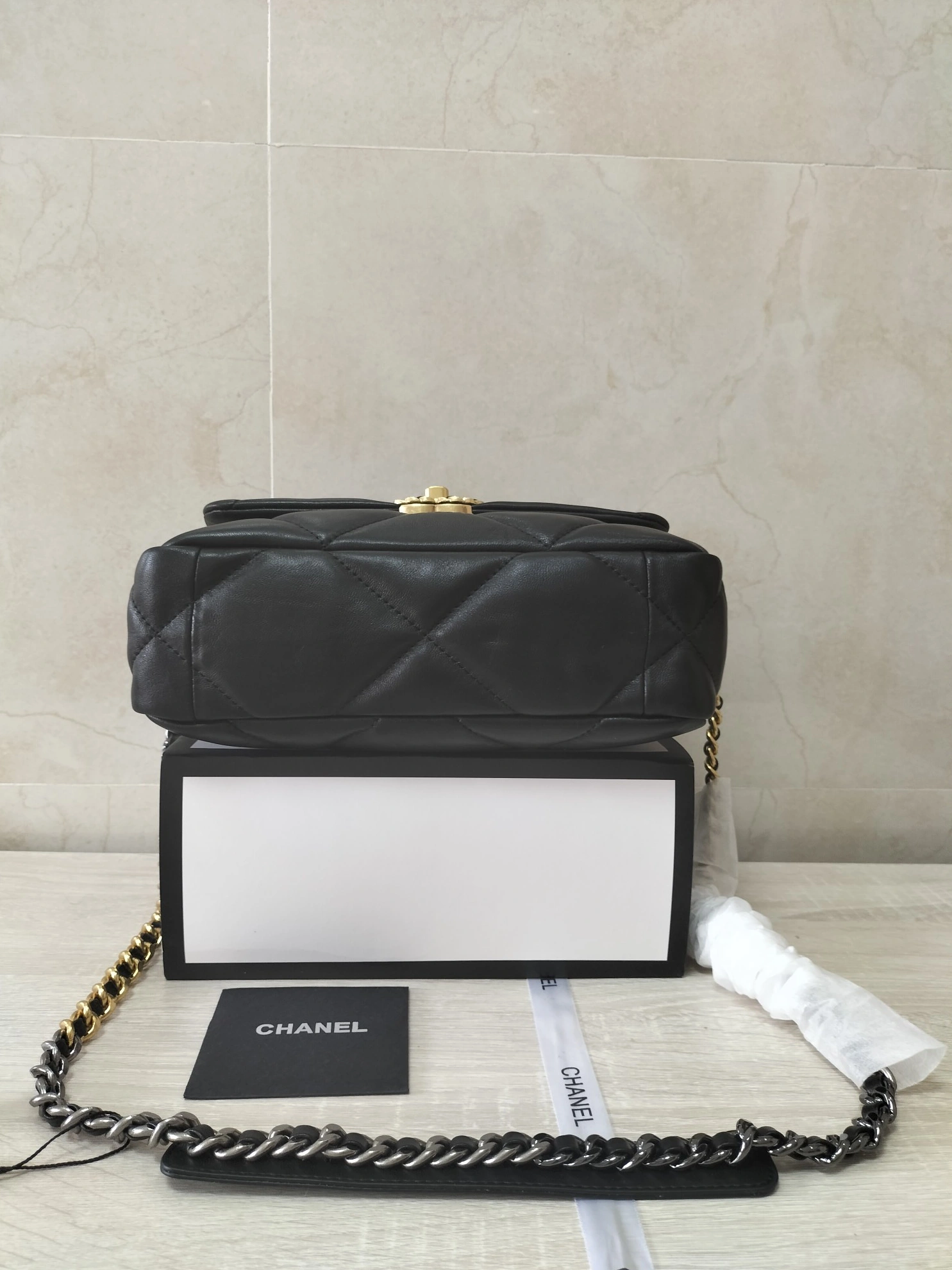 Chanel AAA Quality Messenger Bags For Women AllSeason 4983