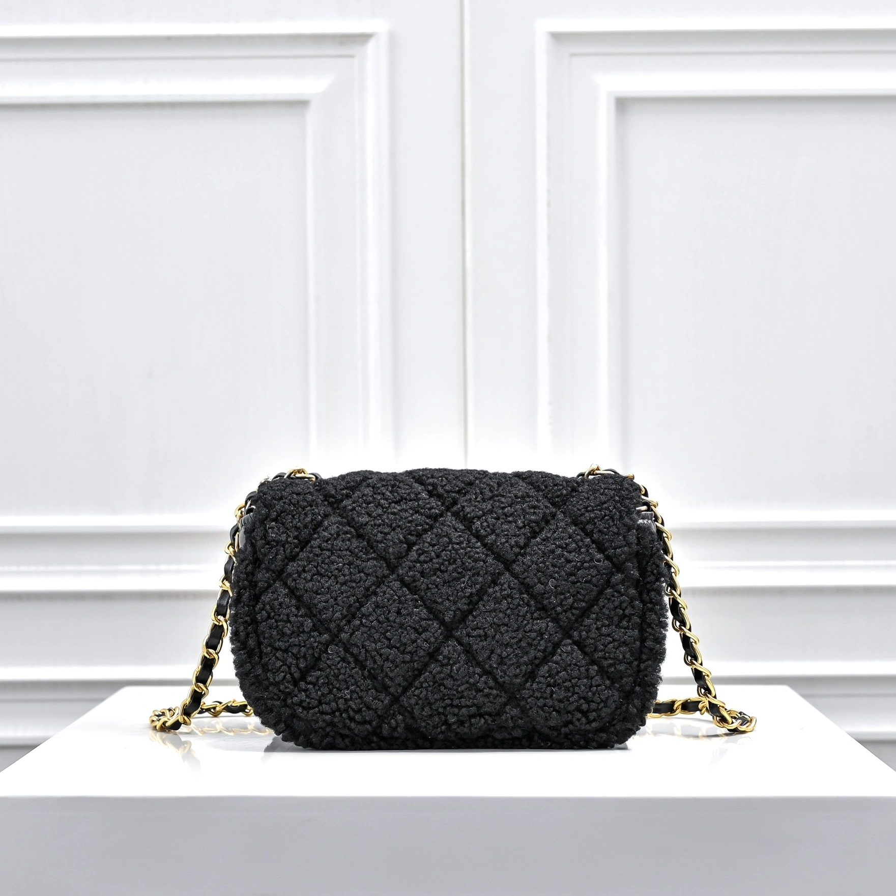 Chanel AAA Quality Messenger Bags For Women NewStyle 4900