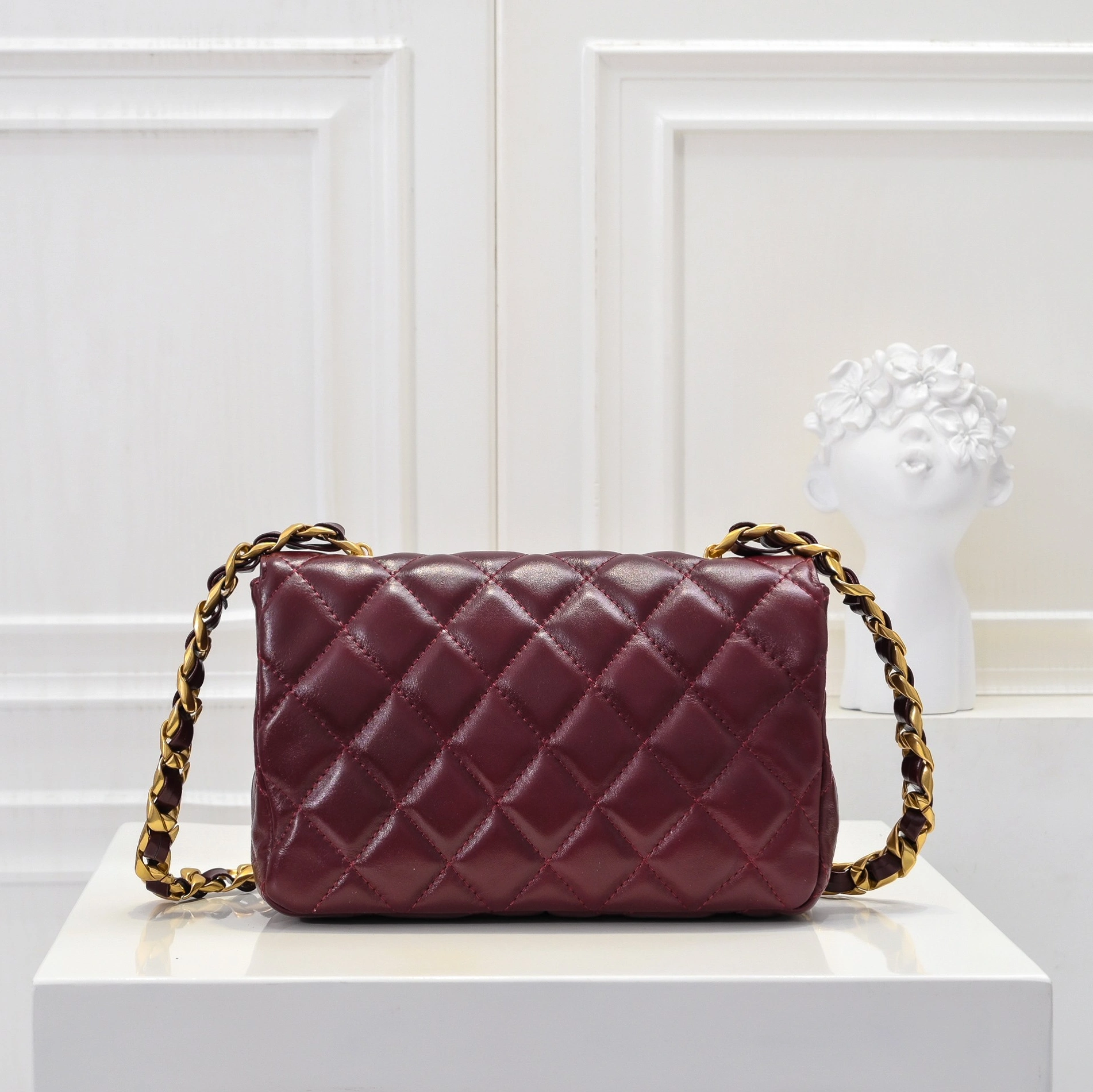 Chanel AAA Quality Shoulder Bags For Women Durable 7636