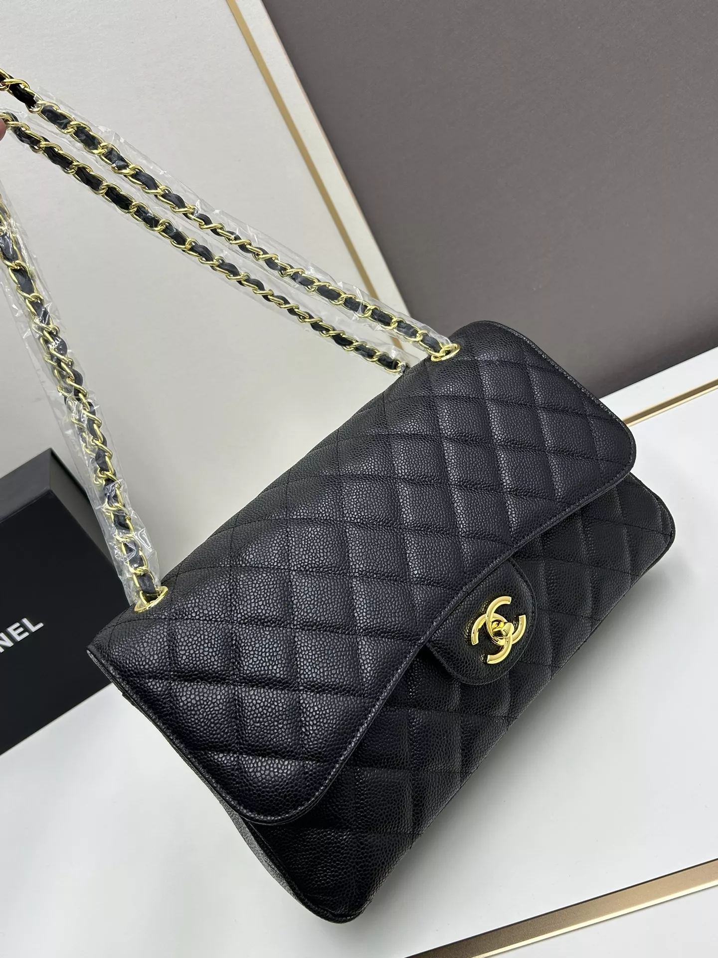 Chanel AAA Quality Shoulder Bags For Women Refined 2240