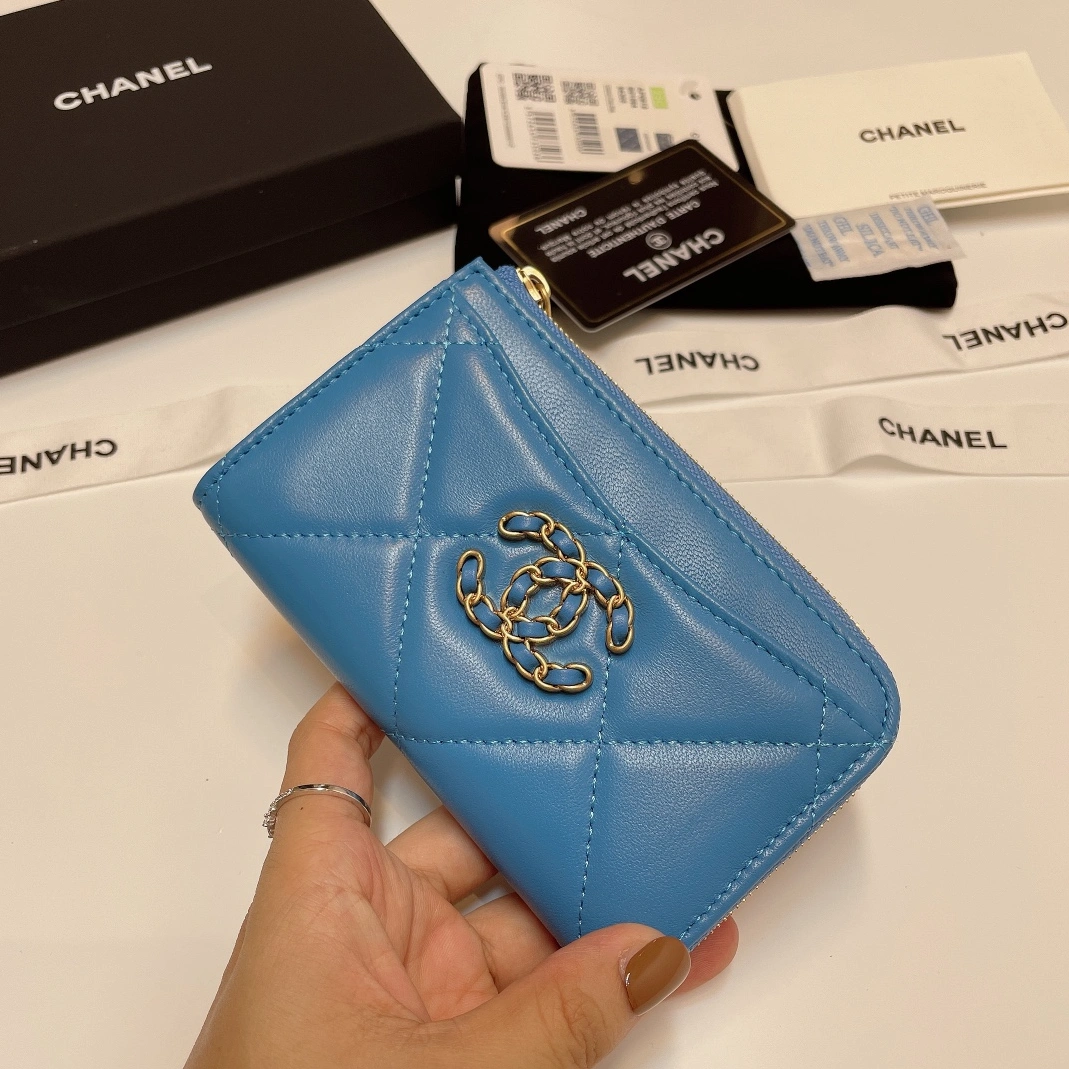 Chanel Card Case EyeCatching 9170