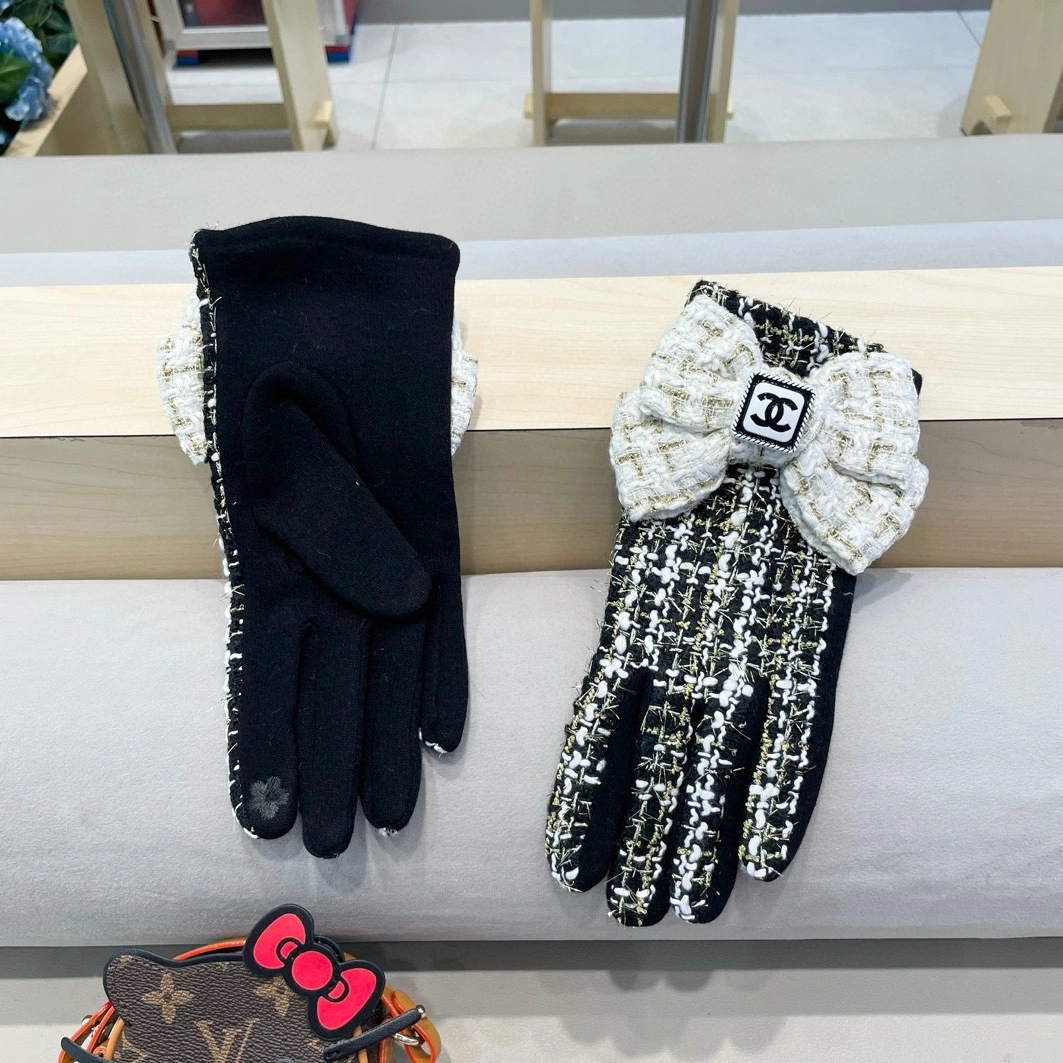 Chanel Gloves For Women Sleek 430