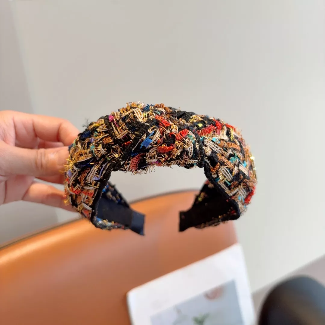 Chanel Headband For Women NewStyle 6920 - Image 4