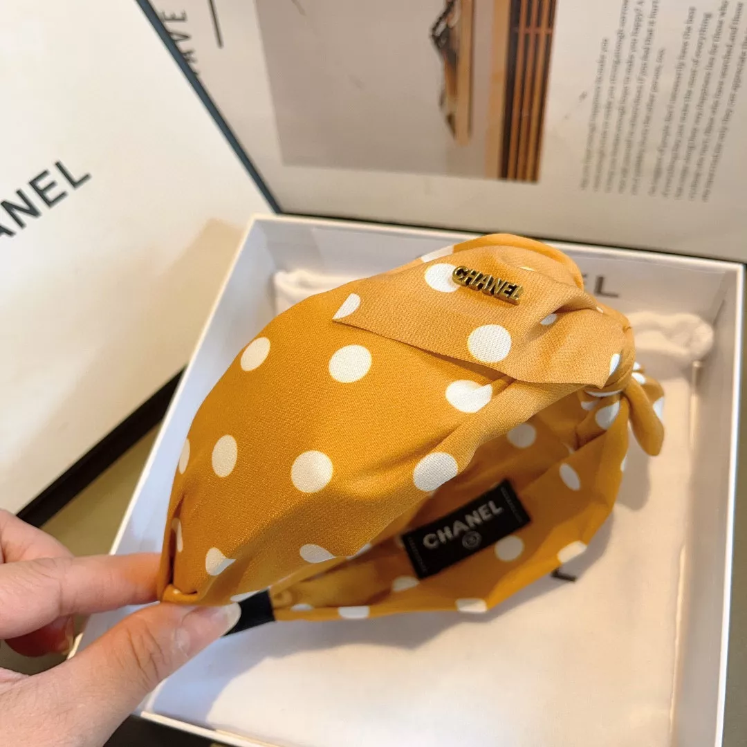 Chanel Headband For Women StreetReady 5642 - Image 5