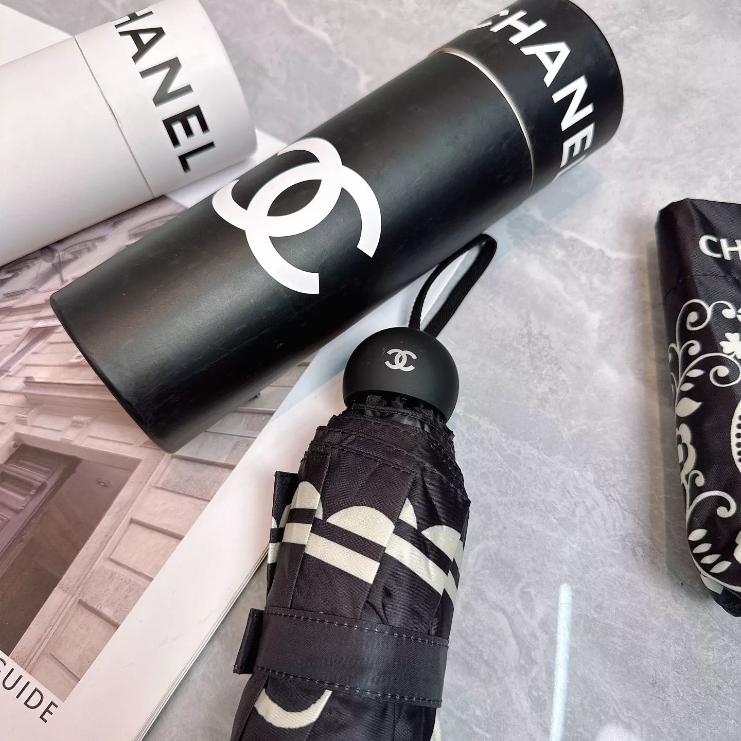 Chanel Umbrellas SmartChoice 8782 - Image 3