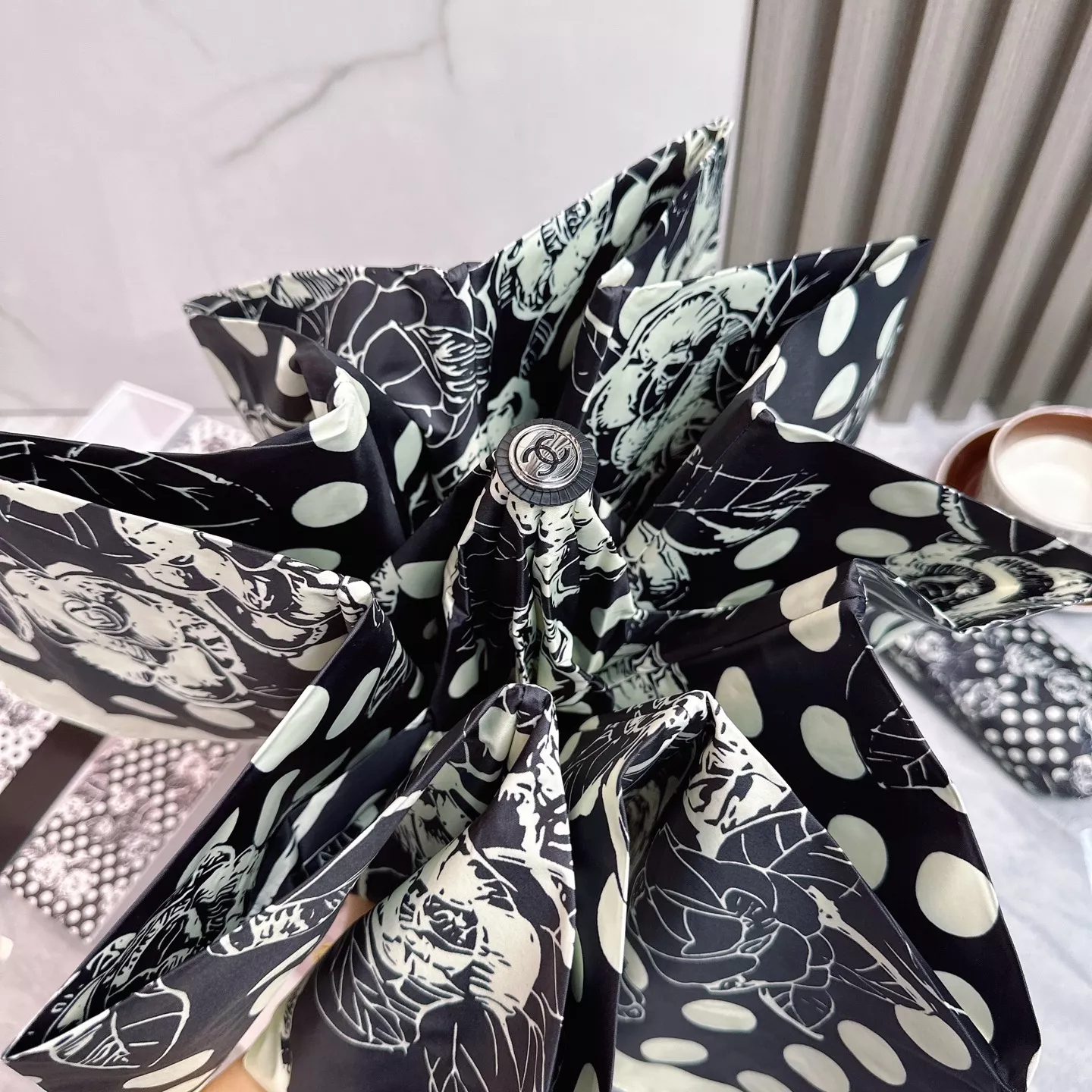 Chanel Umbrellas Soft 7408 - Image 5