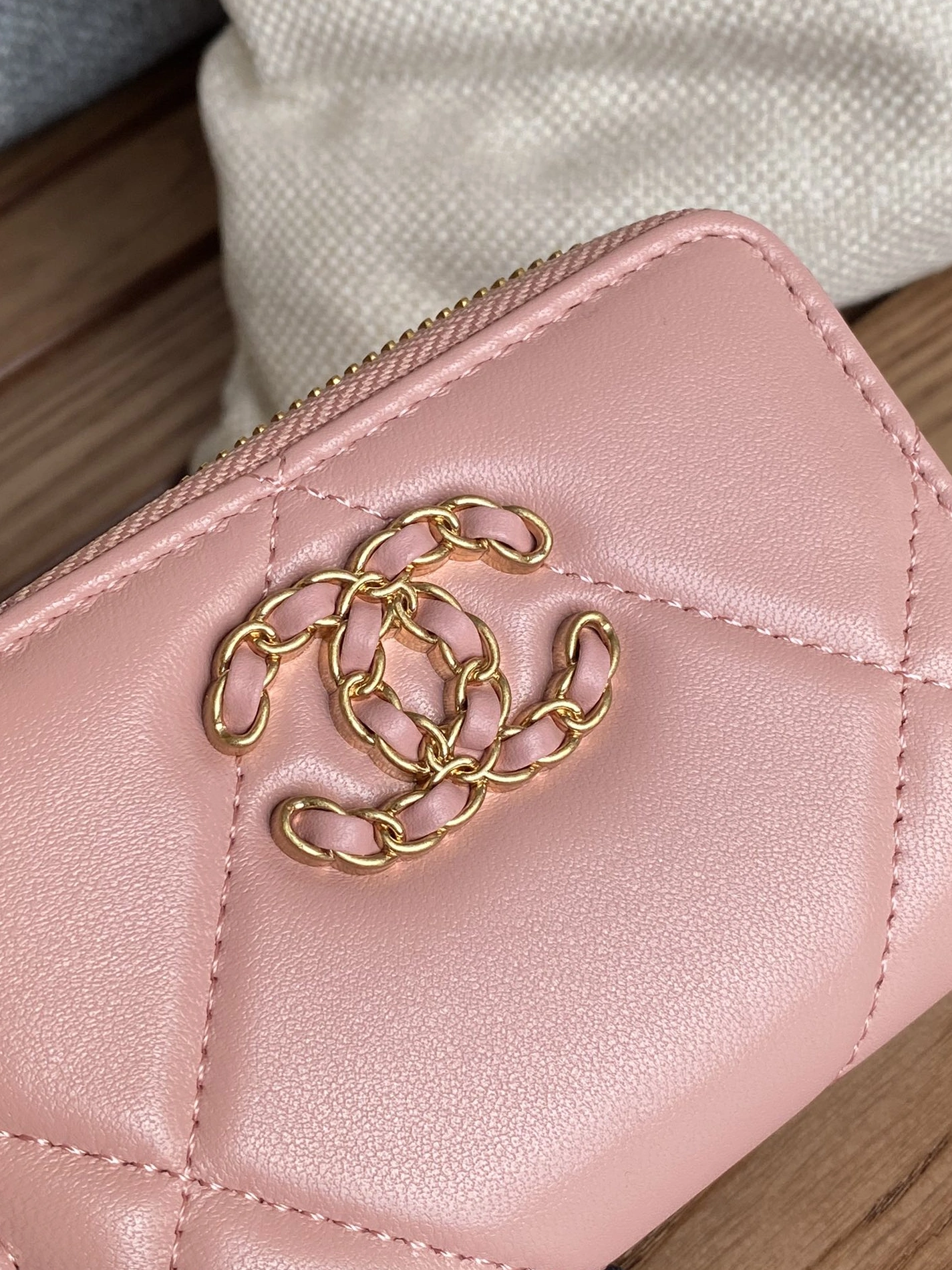 Chanel Wallets HighQuality 6282 - Image 6