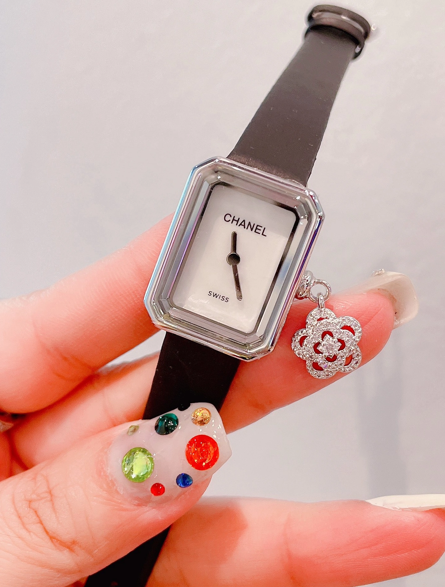 Chanel Watches For Women WellDesigned 1367 - Image 3