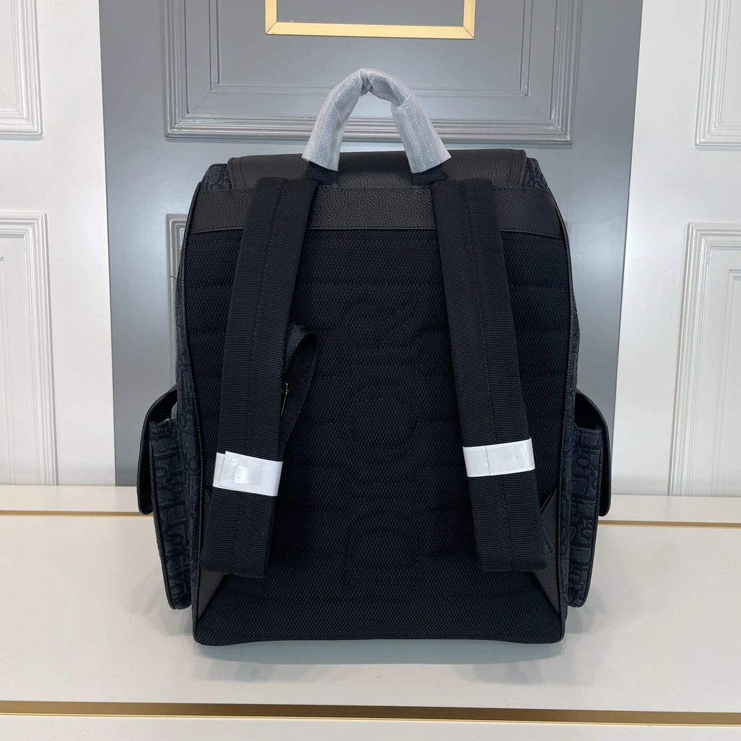 Christian Dior AAA Man Backpacks BestValue 5465 - Image 3