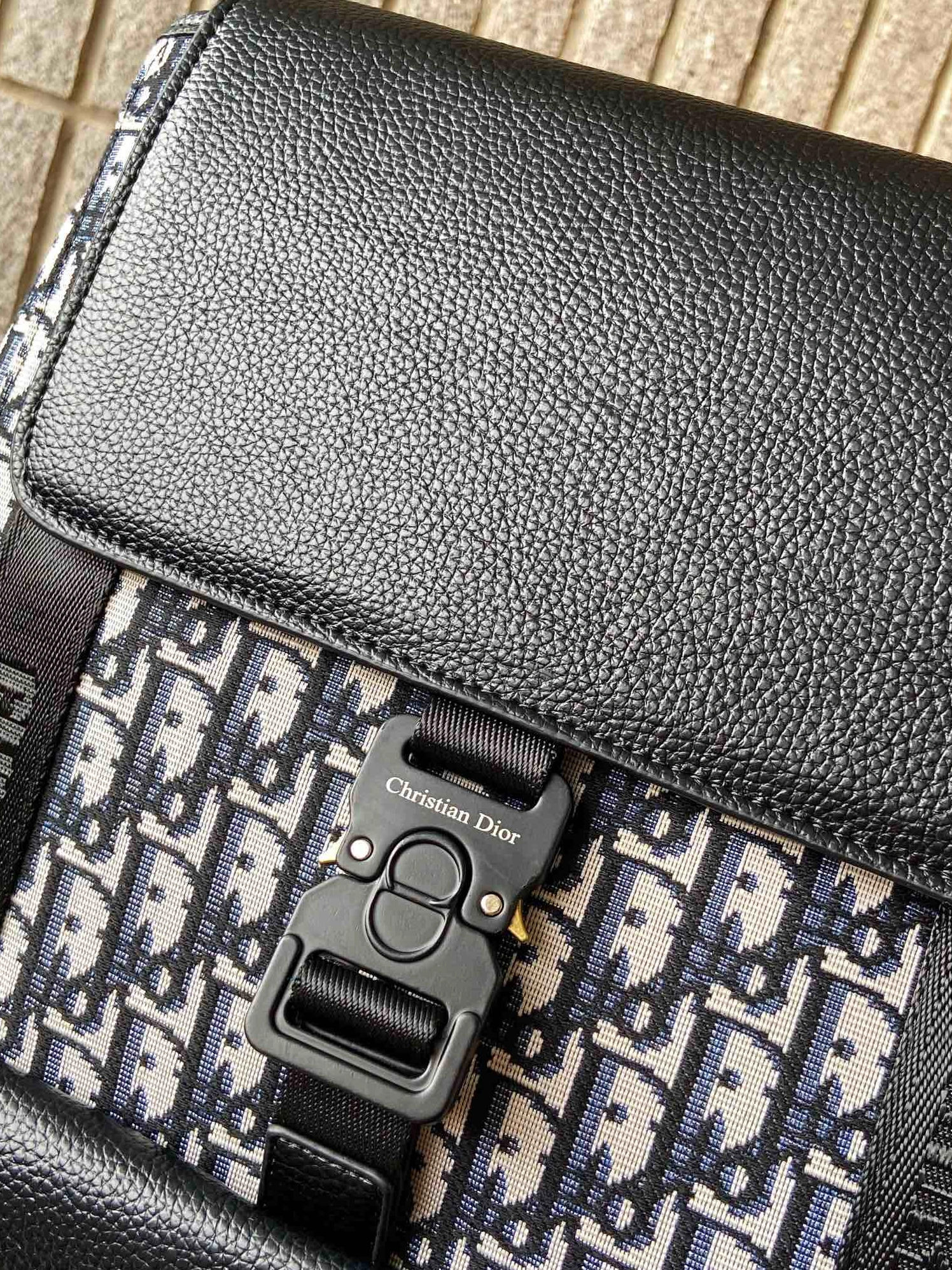 Christian Dior AAA Man Backpacks Classic 5388 - Image 5