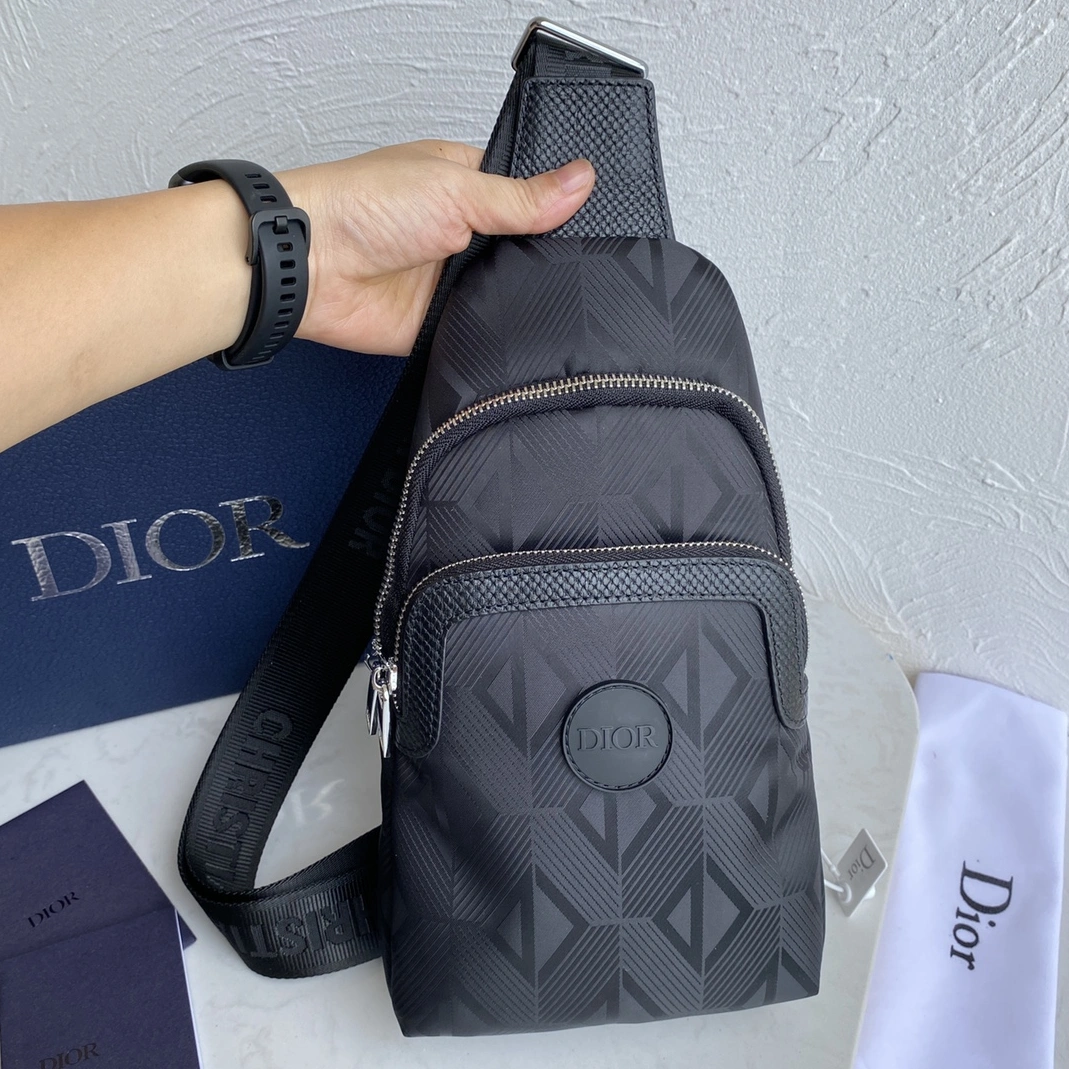 Christian Dior AAA Man Messenger Bags Affordable 5550