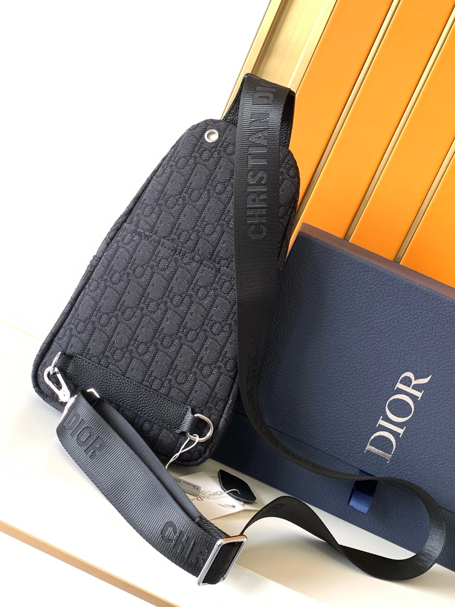 Christian Dior AAA Man Messenger Bags Comfortable 9673 - Image 3