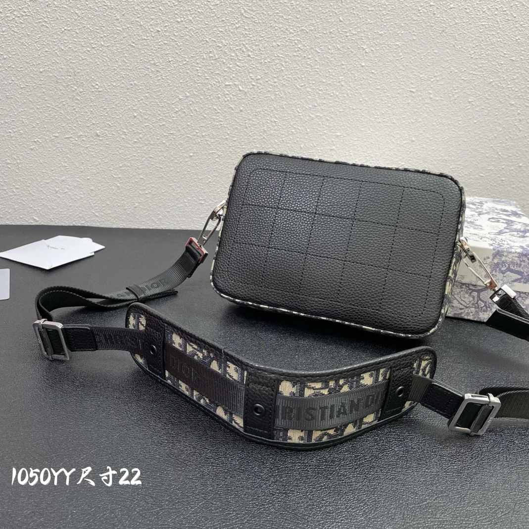 Christian Dior AAA Man Messenger Bags Refined 8709