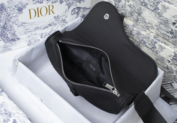 Christian Dior AAA Man Messenger Bags WellDesigned 3501 - Image 7