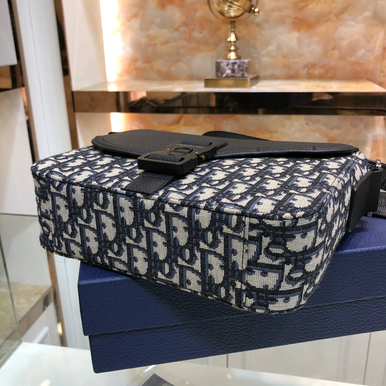 Christian Dior AAA Man Messenger Bags WellDesigned 7471 - Image 5