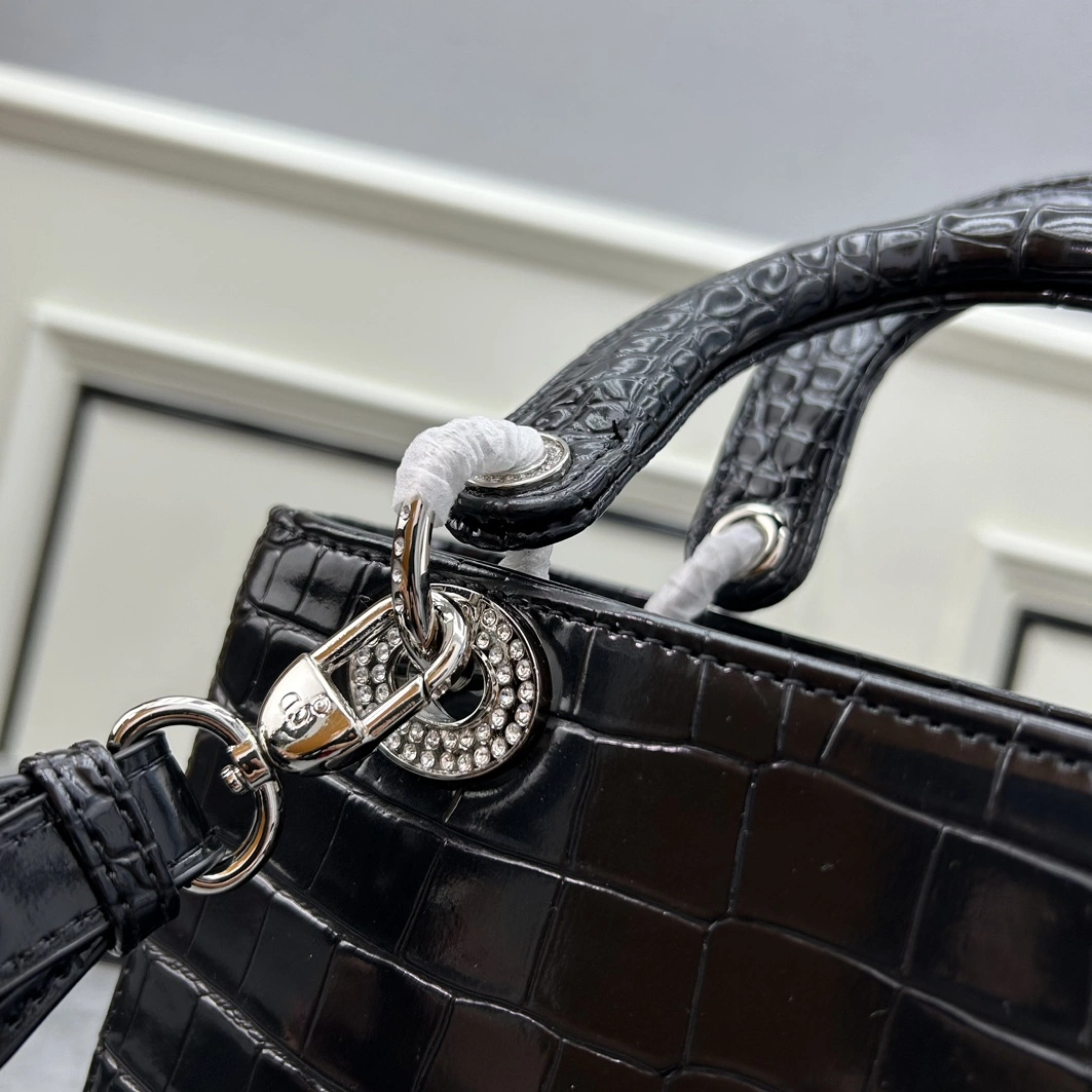 Christian Dior AAA Quality Handbags For Women Classic 2715 - Image 6