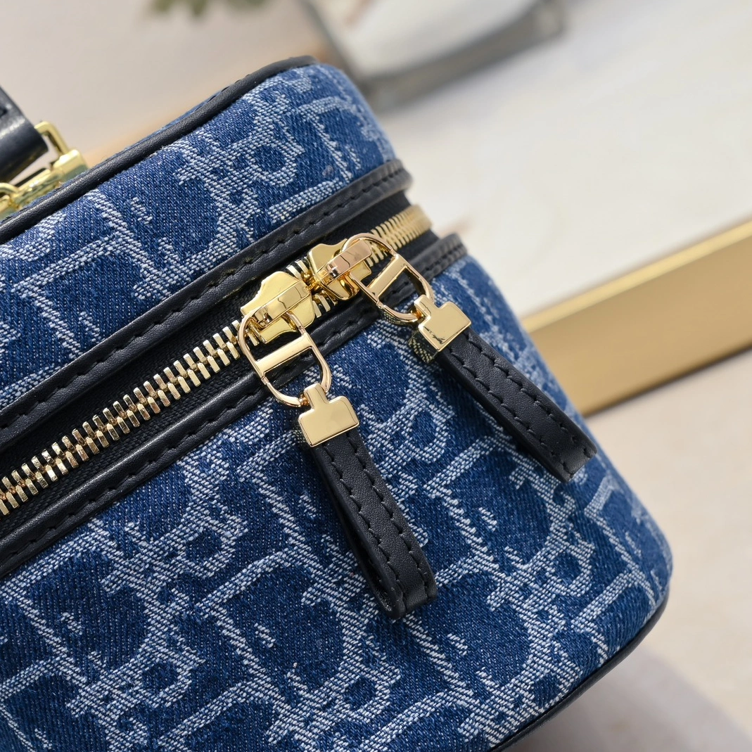 Christian Dior AAA Quality Handbags For Women Fashionable 3961 - Image 6