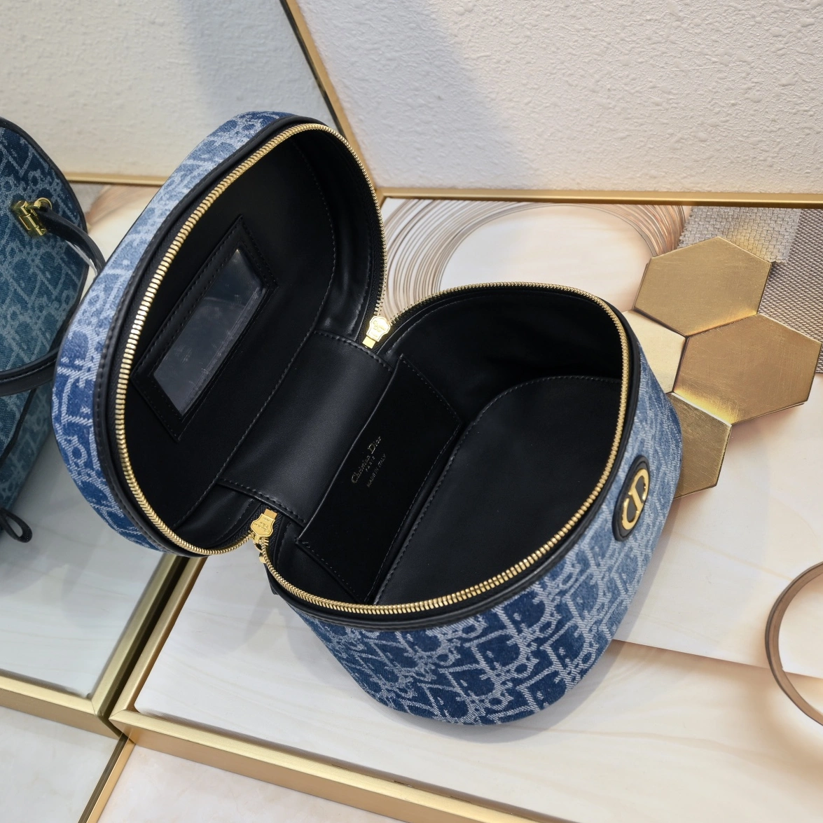 Christian Dior AAA Quality Handbags For Women Fashionable 3961 - Image 8