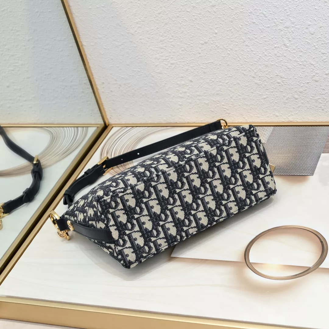 Christian Dior AAA Quality Messenger Bags For Women Elegant 8500 - Image 7