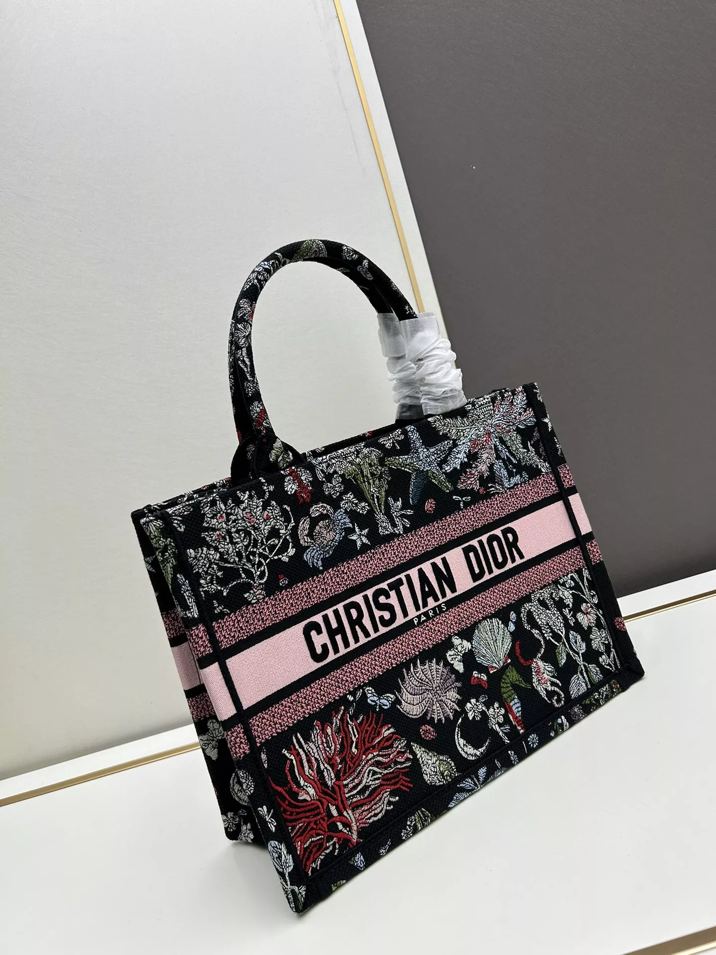 Christian Dior AAA Quality Tote-Handbags For Women Comfortable 7410