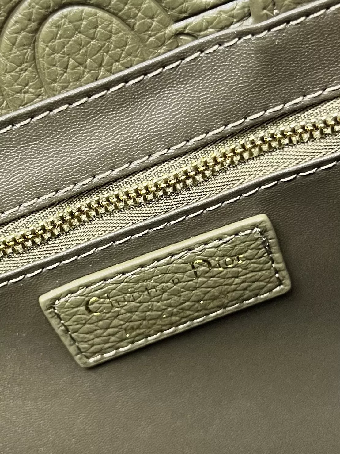 Christian Dior AAA Quality Tote-Handbags For Women EasyMatch 4443 - Image 8