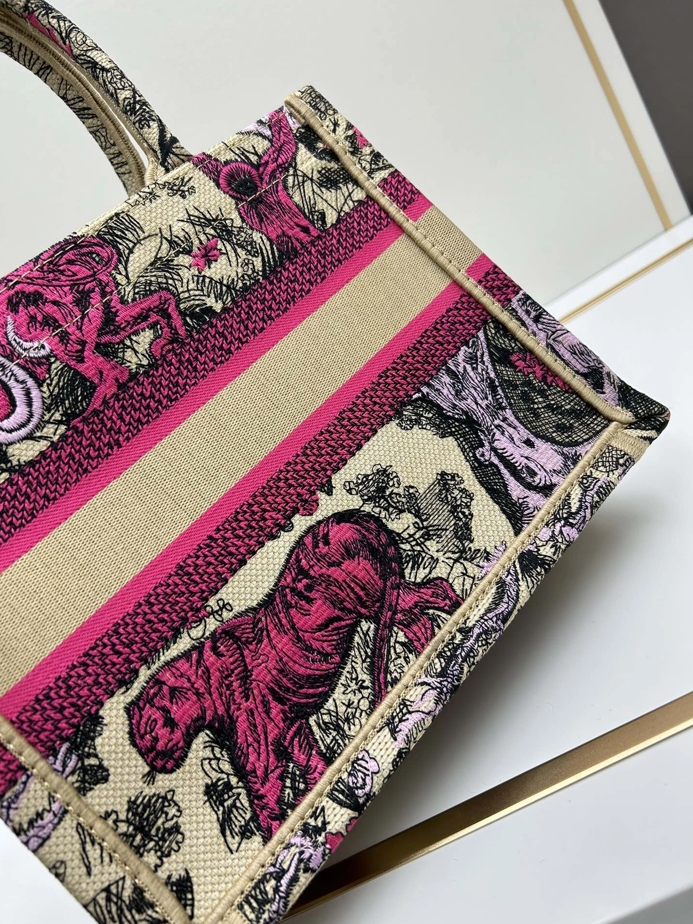 Christian Dior AAA Quality Tote-Handbags For Women Lightweight 1245 - Image 6