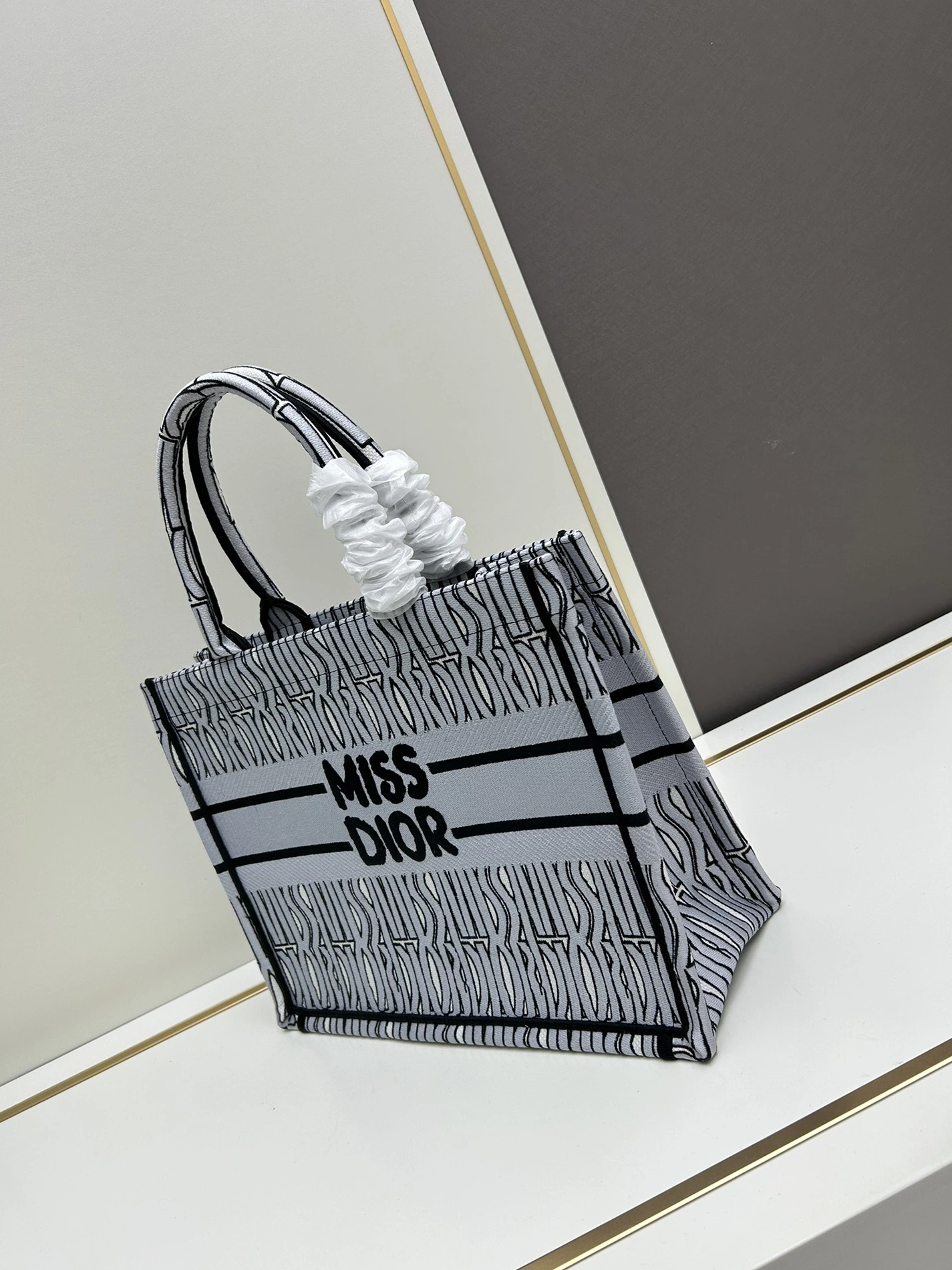 Christian Dior AAA Quality Tote-Handbags For Women Minimalist 5924