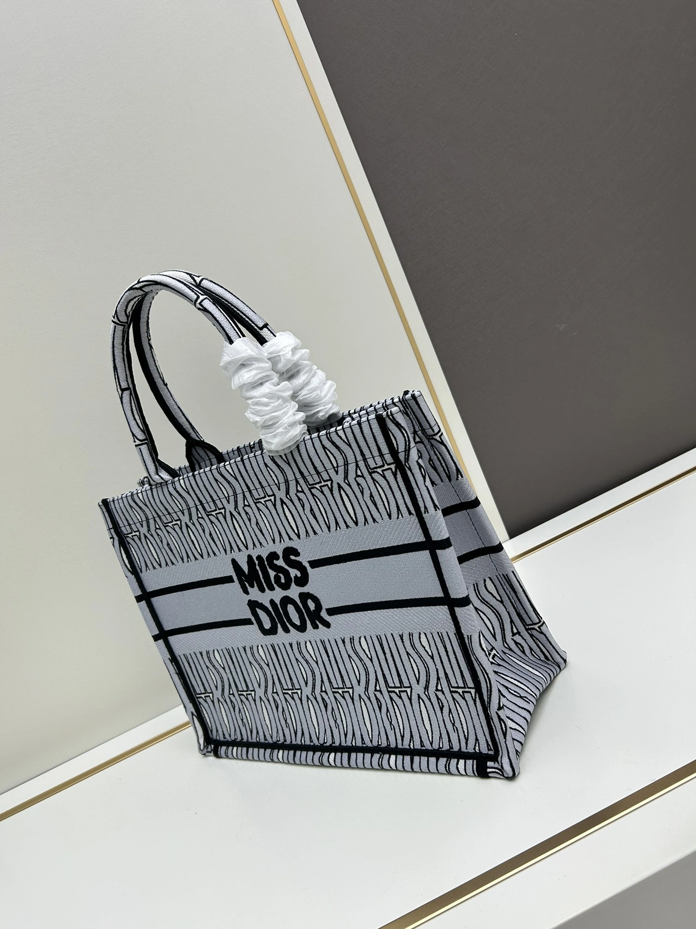 Christian Dior AAA Quality Tote-Handbags For Women Modern 5283