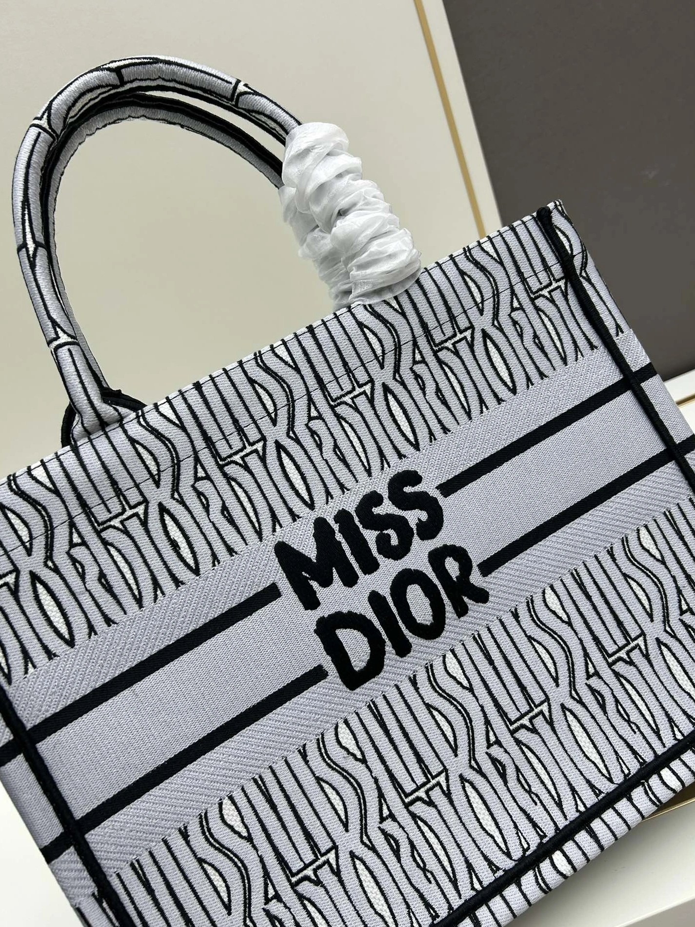 Christian Dior AAA Quality Tote-Handbags For Women Modern 5283 - Image 4