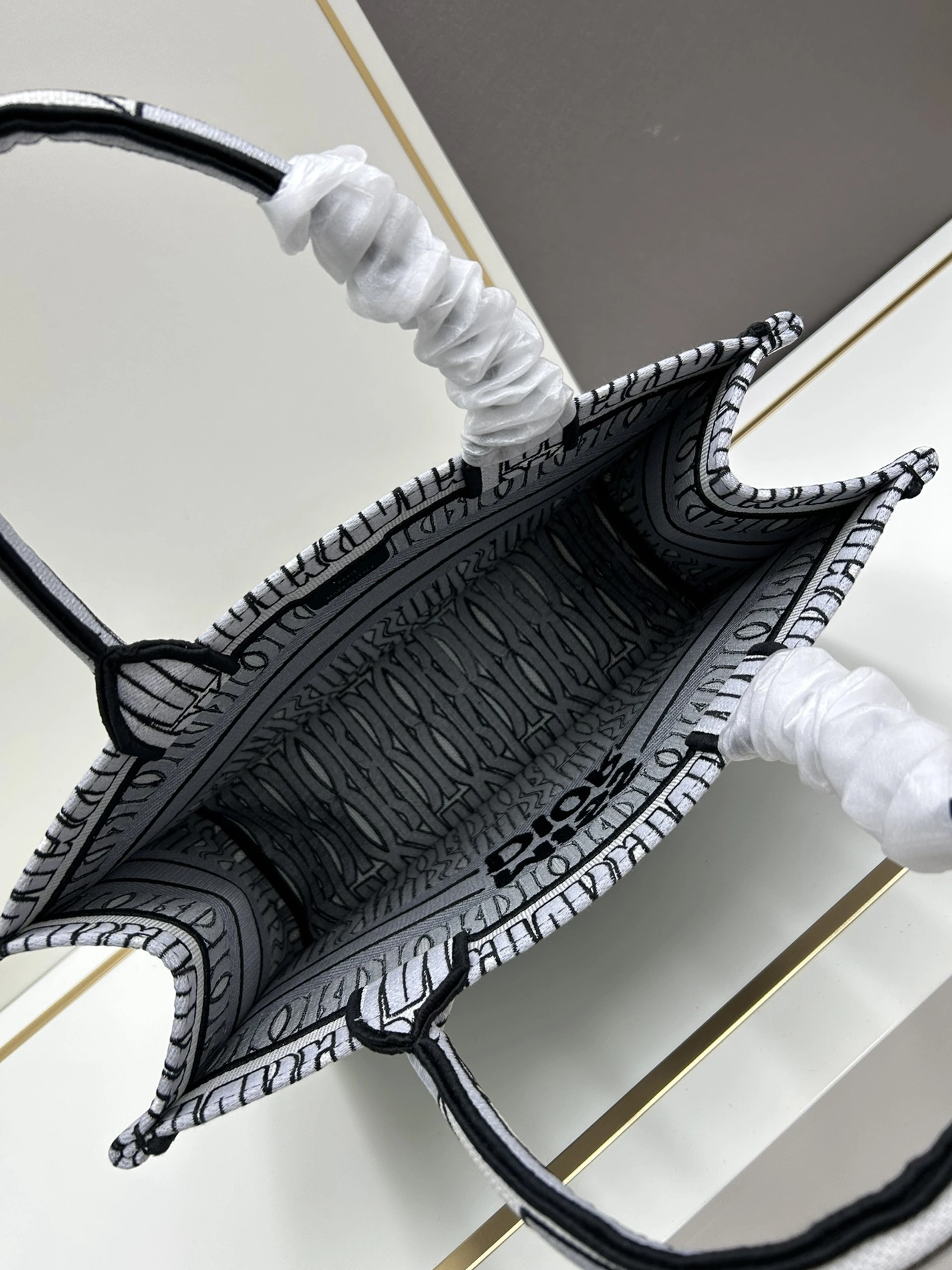 Christian Dior AAA Quality Tote-Handbags For Women Modern 5283 - Image 7