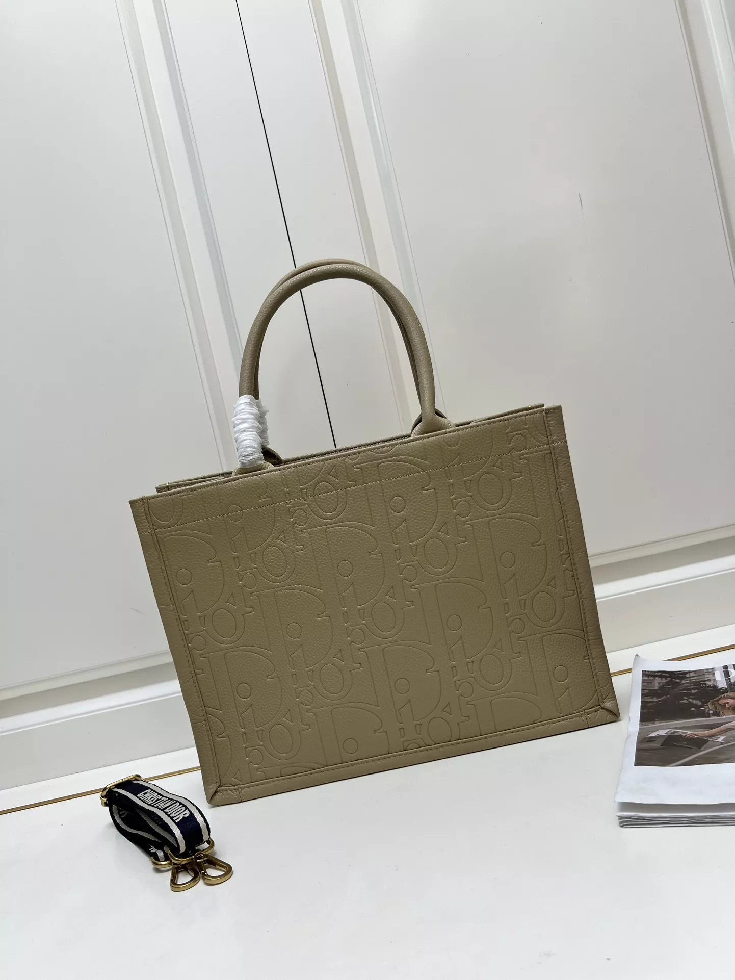 Christian Dior AAA Quality Tote-Handbags For Women Modern 7498