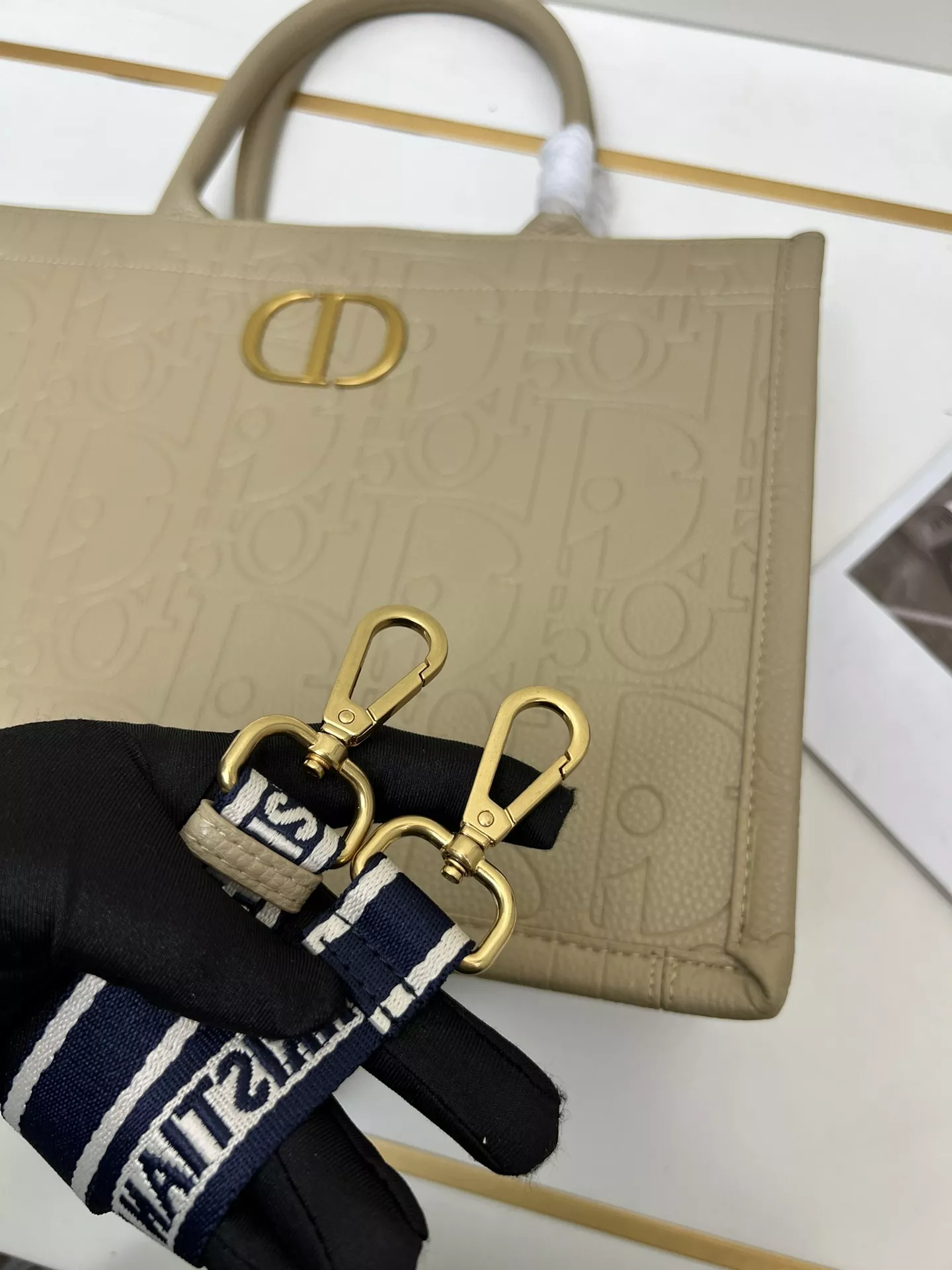 Christian Dior AAA Quality Tote-Handbags For Women Modern 7498 - Image 4