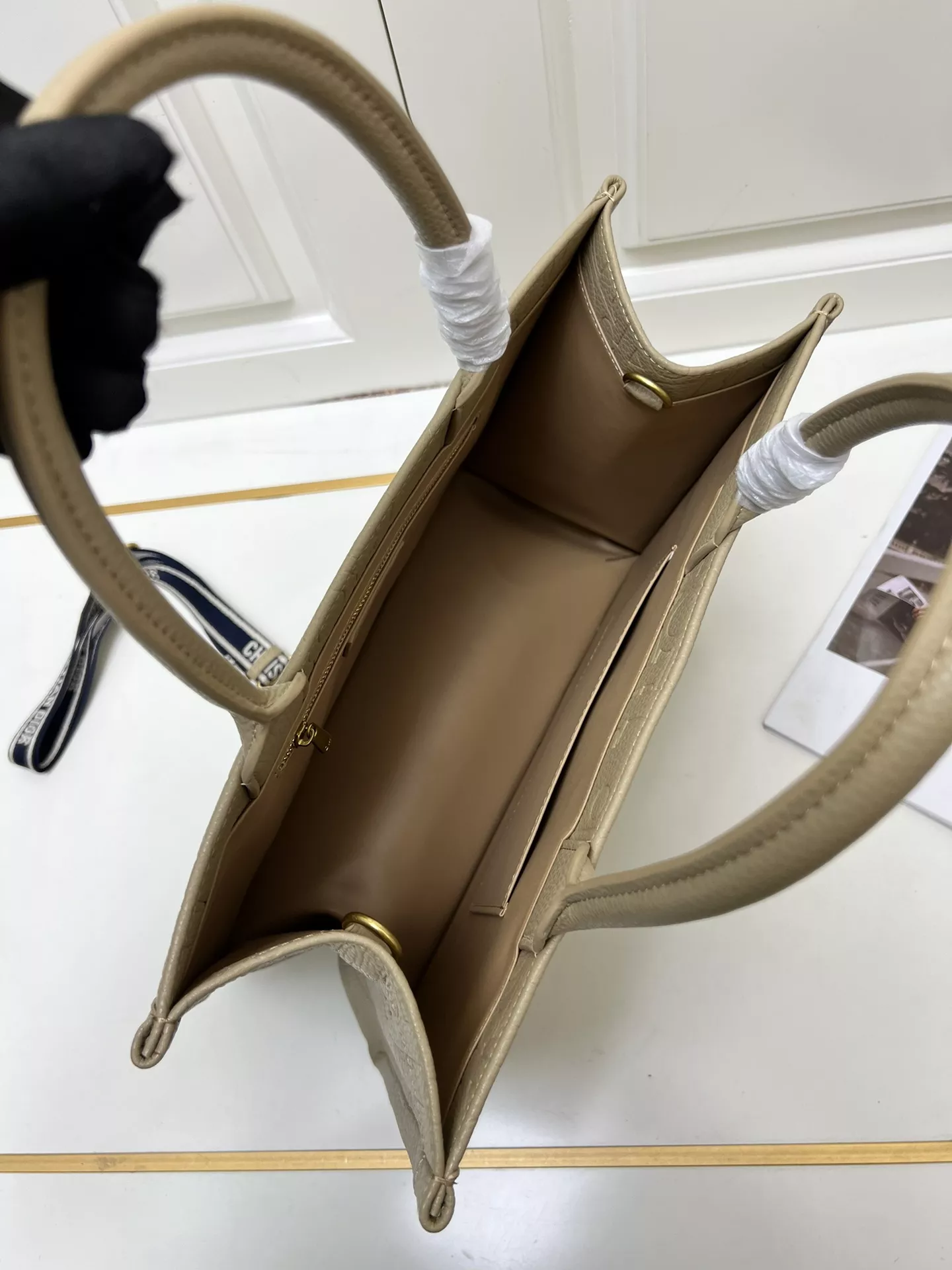 Christian Dior AAA Quality Tote-Handbags For Women Modern 7498 - Image 7