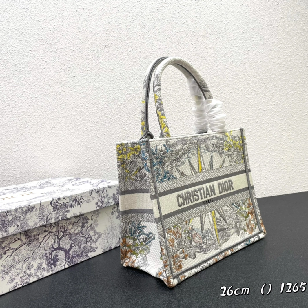 Christian Dior AAA Quality Tote-Handbags For Women Vibrant 8073