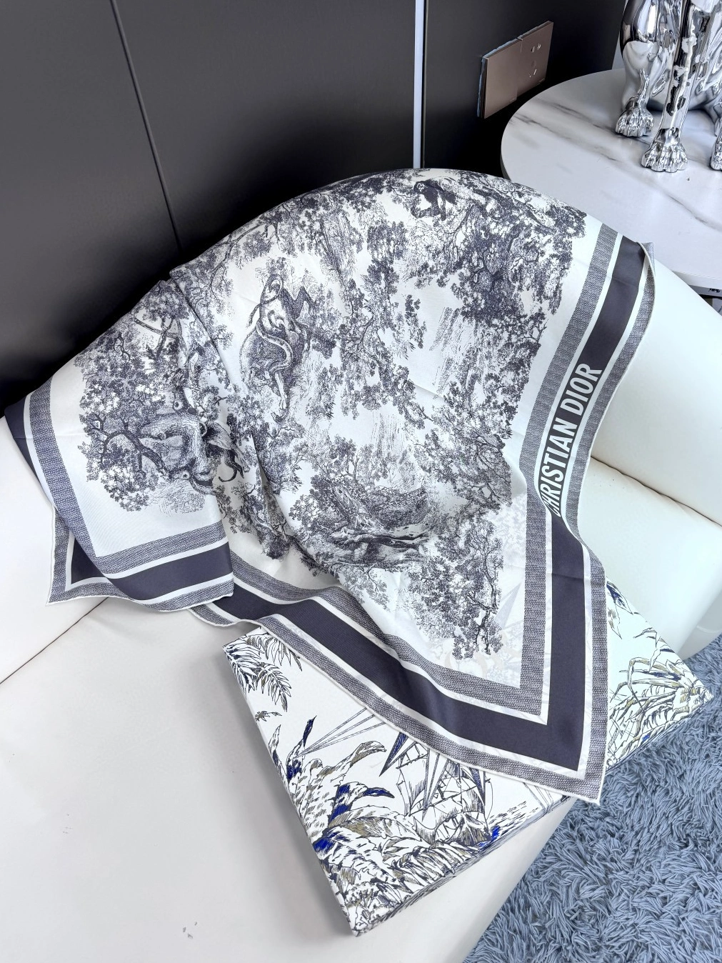 Christian Dior Silk Squares For Women Elegant 2663 - Image 3